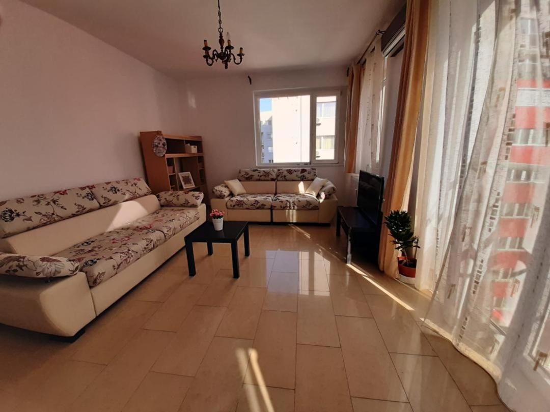 Arad Chic Apartament Uta 외부 사진